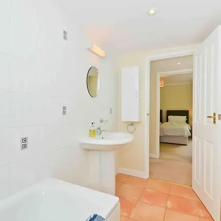 Tara, Spacious Family Home, Wonderful Sea Views Ventnor Exterior photo