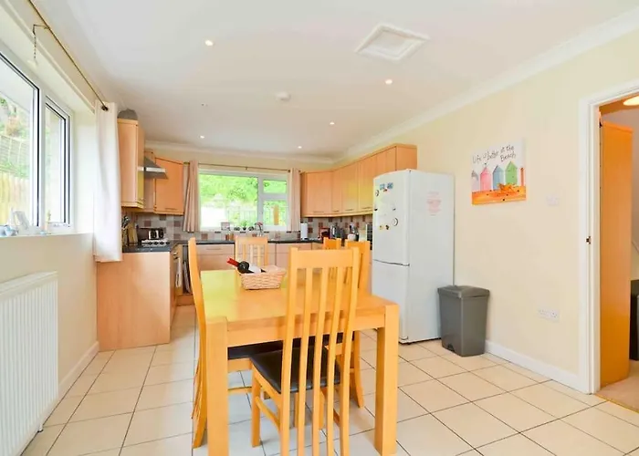 Tara, Spacious Family Home, Wonderful Sea Views