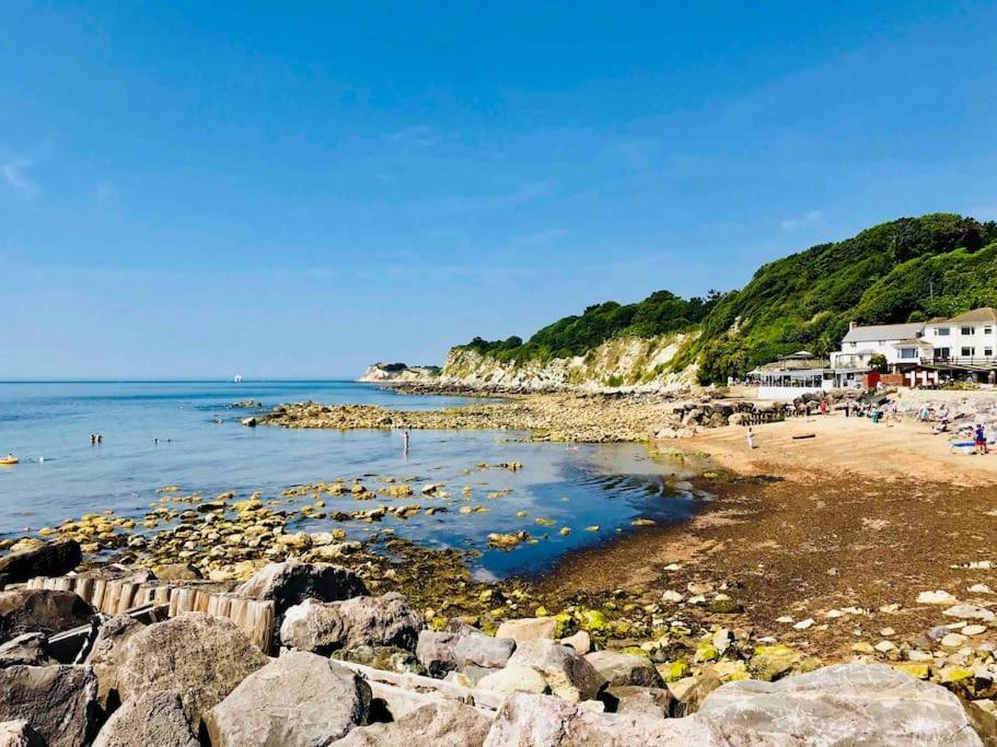 Holiday home Tara, Spacious Family Home, Wonderful Sea Views *