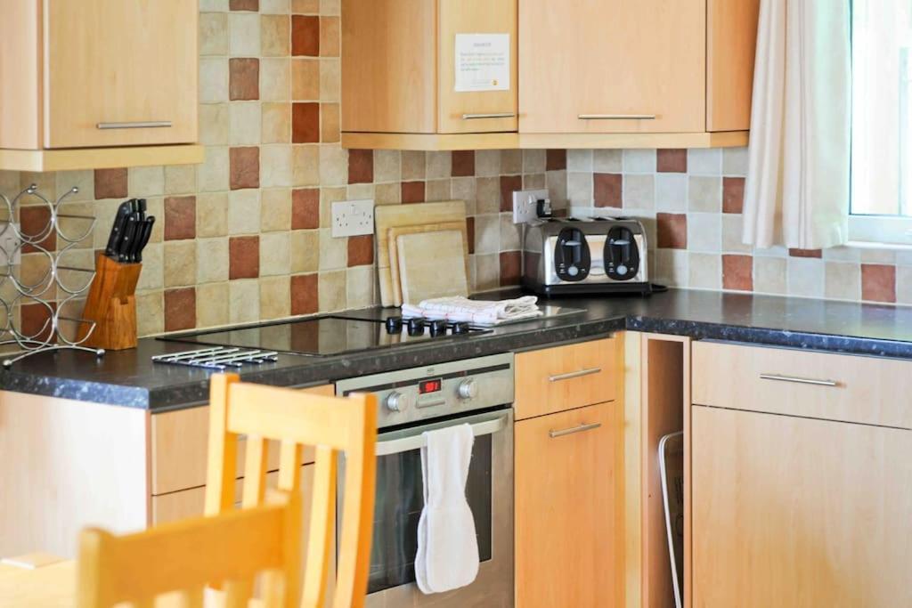 Holiday home Tara, Spacious Family Home, Wonderful Sea Views