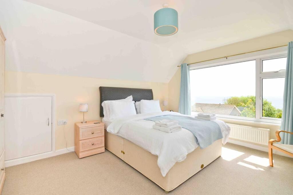 Tara, Spacious Family Home, Wonderful Sea Views